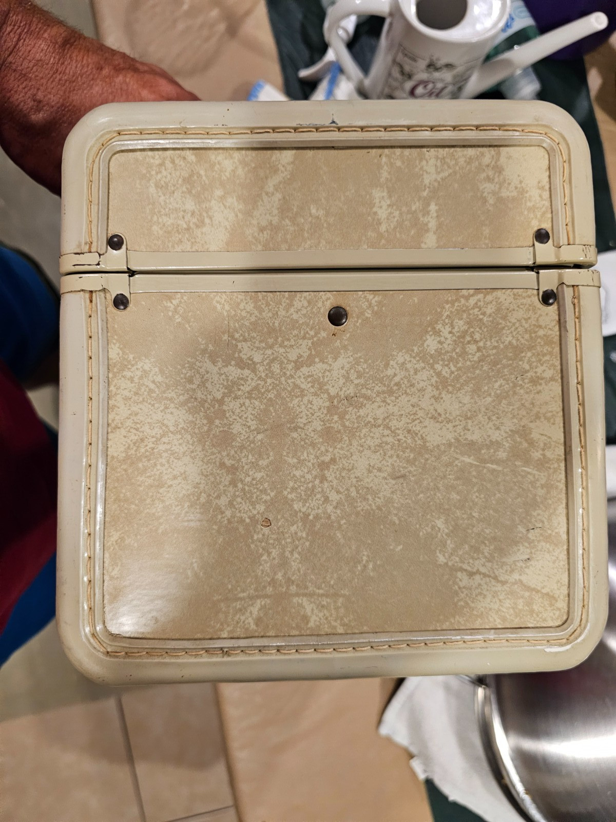 2 Vintage Streamlite Samsonite Luggage Set Cream 13” Makeup & 15″ Luggage