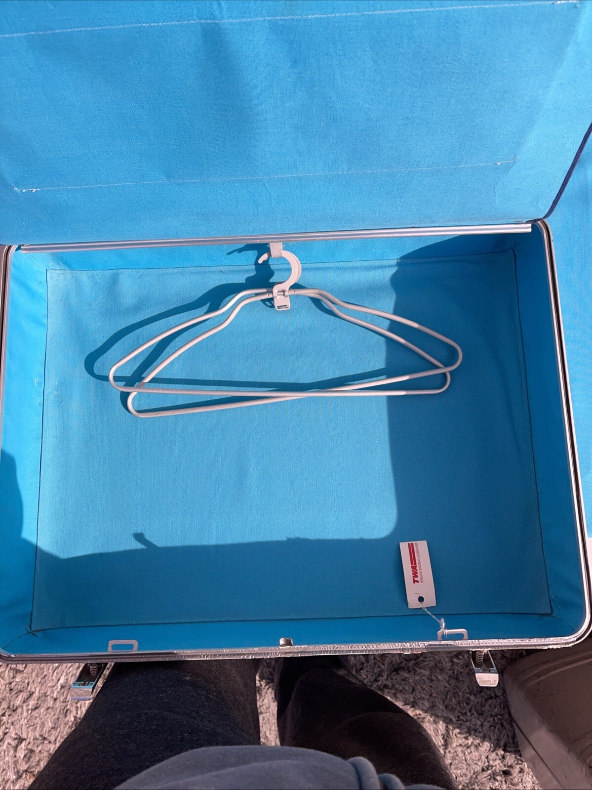 Vintage Halliburton Aluminum Suitcase Cloth Interior 24 x 18 x 8″