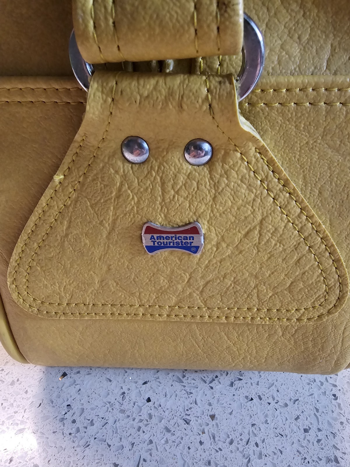 American Tourister Escort Shoulder Tote Carry On Bag Messenger Gold Yellow w Key