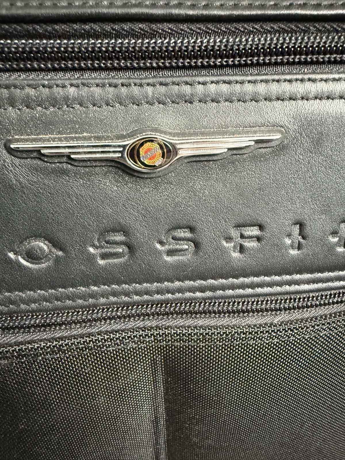 2003 Chrysler Crossfire Suitcase Touring Gear Luggage Black TSA Approved Luxury