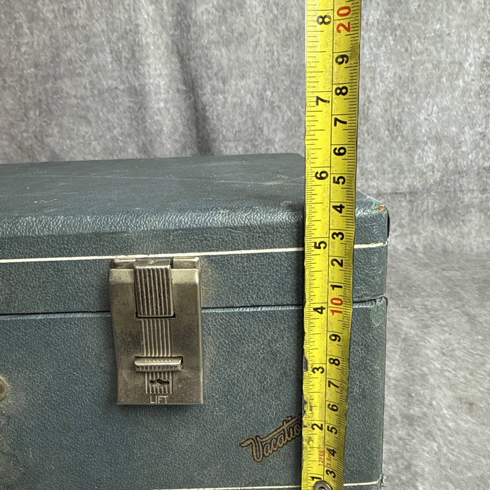 Blue VACATIONER Hardshell Suitcase w/ Flip Up Metal Latch & Bakelite Handle