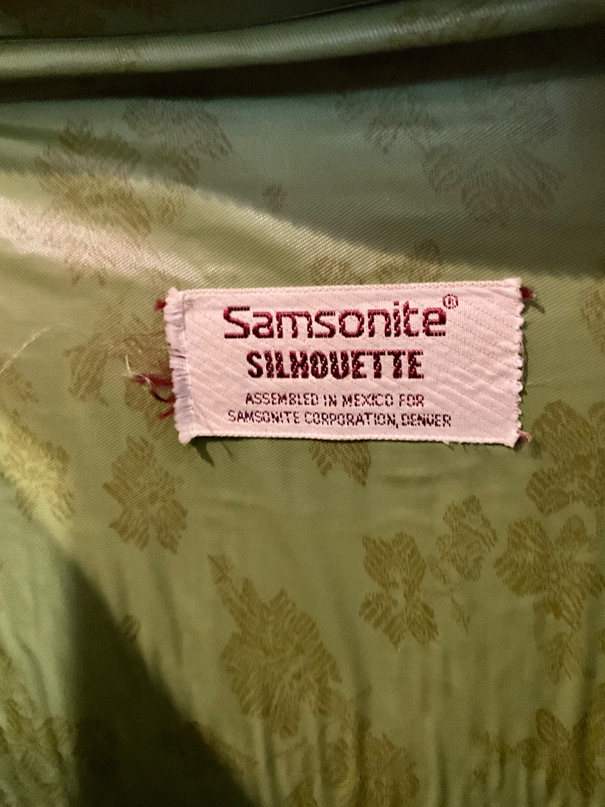 Vintage Samsonite Silhouette Green Train Case Carry On Travel Vanity Bag w/ Keys