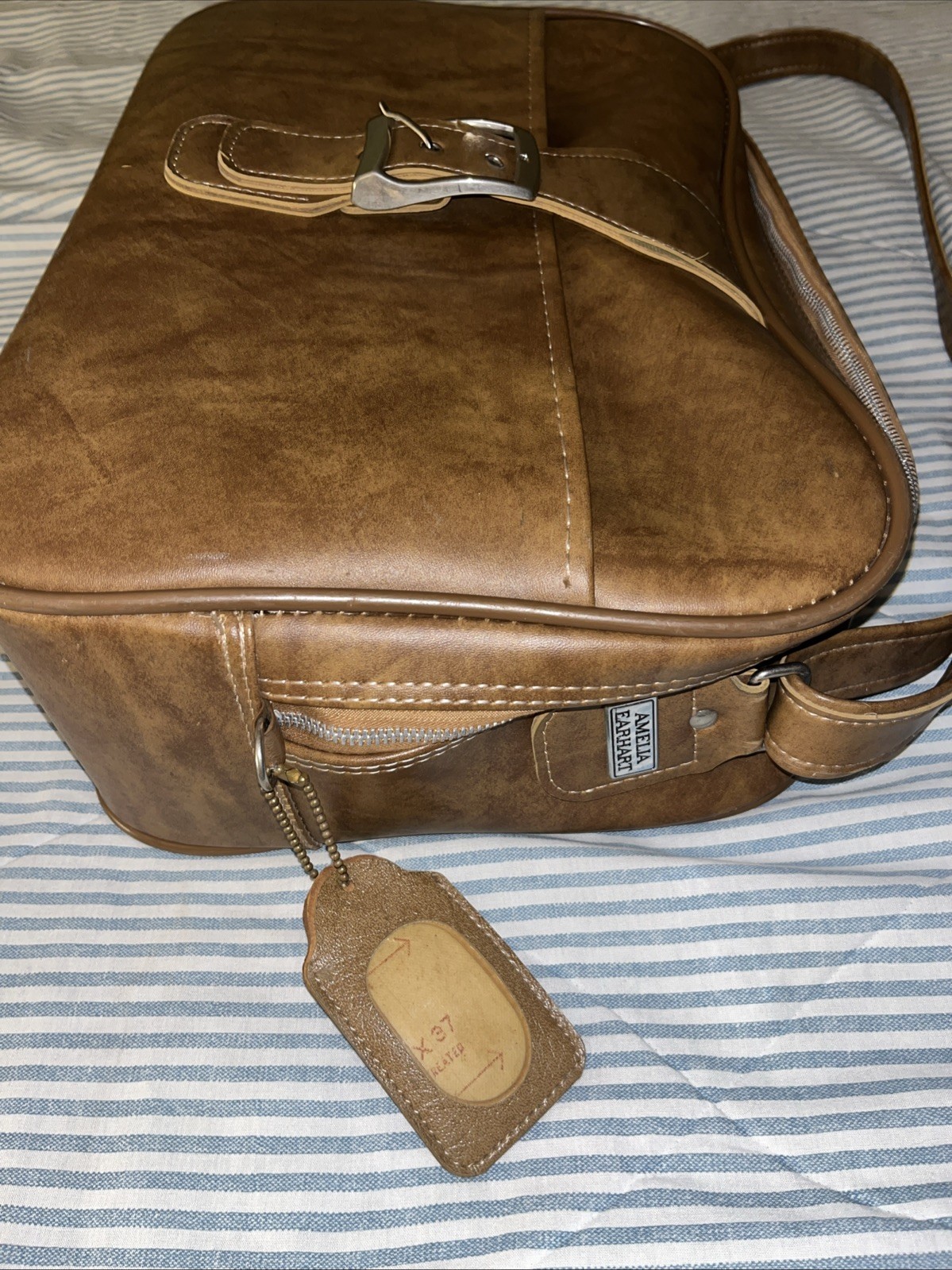 Vintage Amelia Earhart Luggage Carry On Bag Suitcase Brown With Adjustable Strap