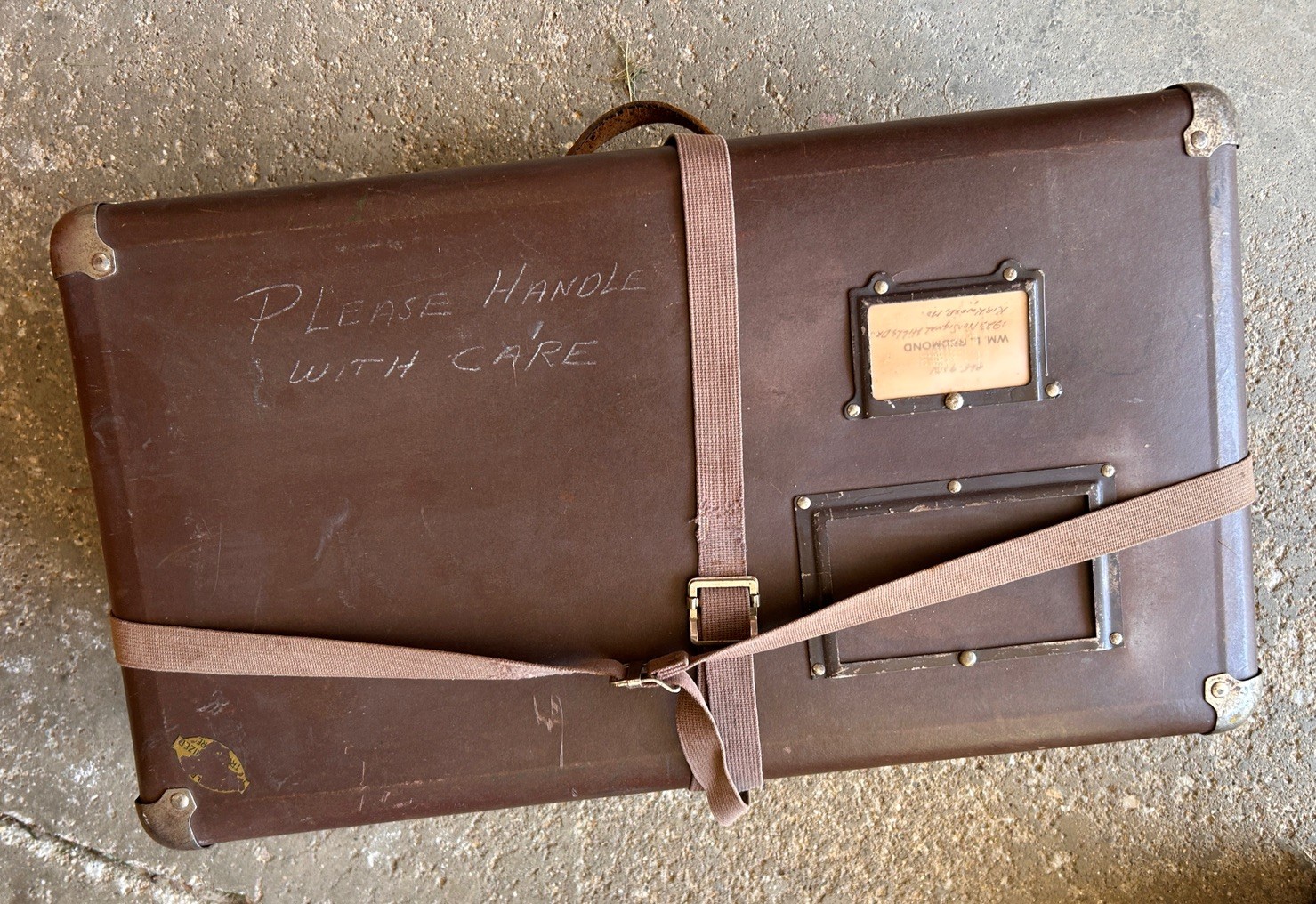 Vintage Early 1900s Suitcase Tie And Lid Box Hard Shell Trunk Adjustable Travel