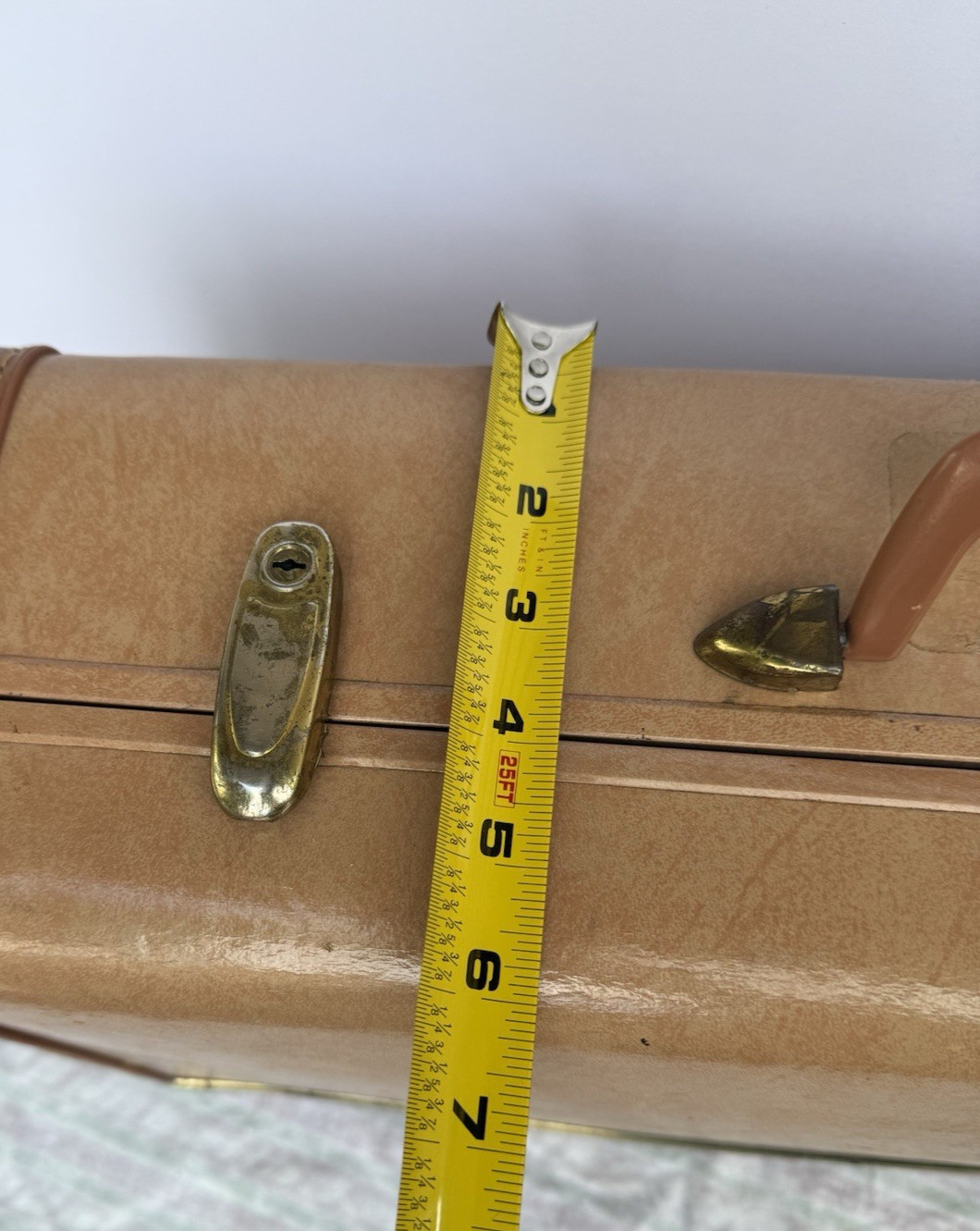 Samsonite Hard Case Suitcase Luggage Two-Tone Tan~21.5 x 12 x 7 Vintage