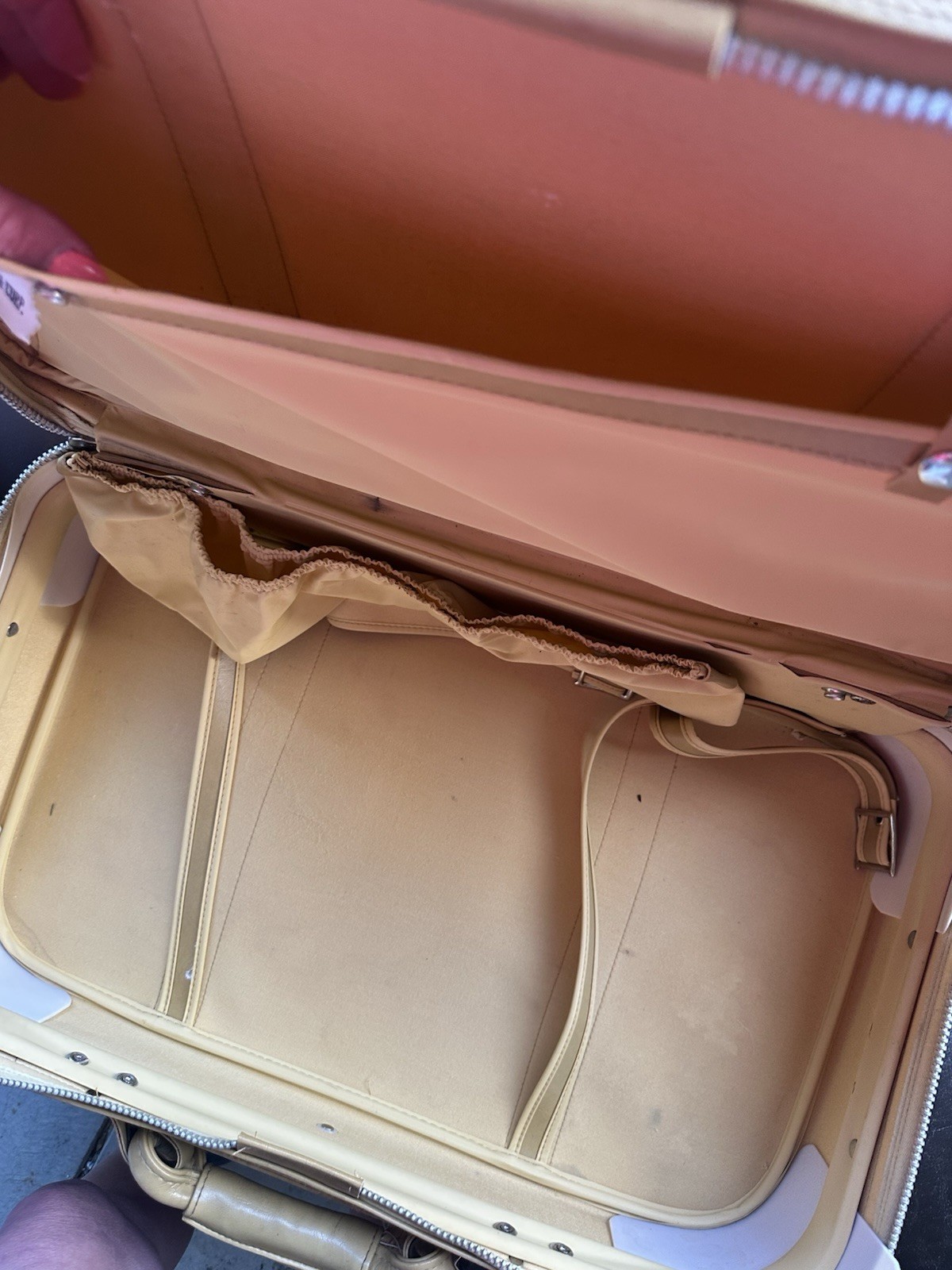 VTG American Tourister Suitcase Harvest Gold 21×13.5×6.5” 1970s Luggage