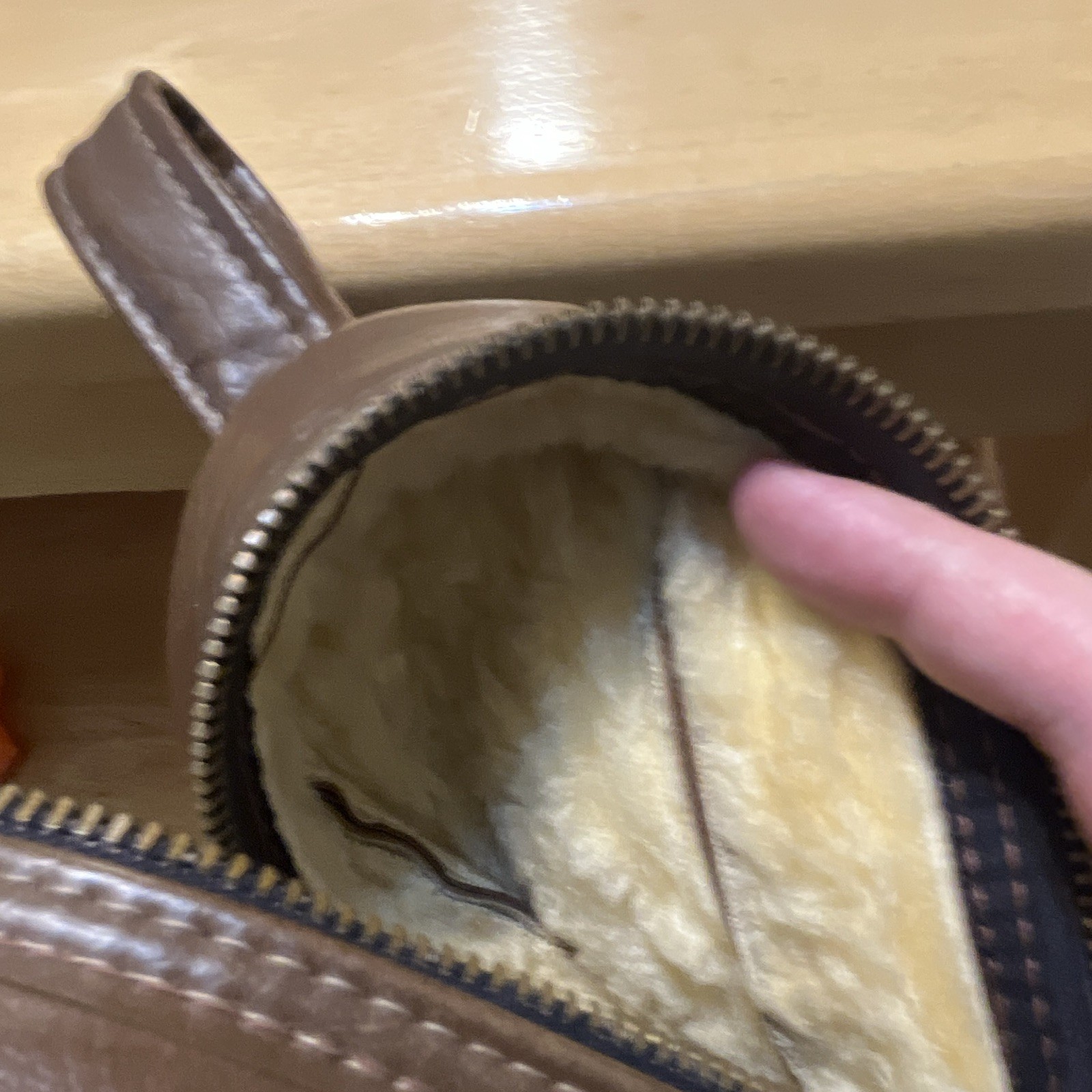 Vintage Genuine Leather Dopp Kit Style Toiletry Bag Case Travel Great Condition