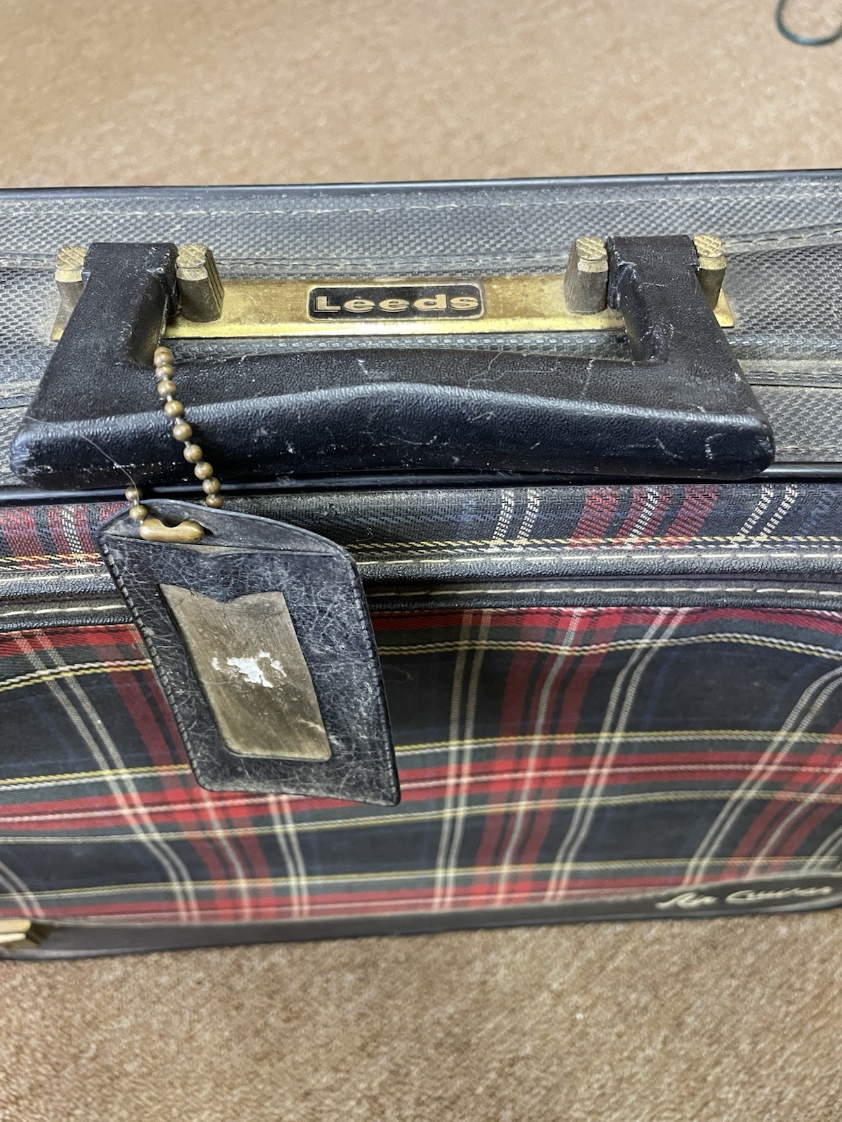 Vintage Leeds Air Cruiser Plaid Suitcase Red Black White Plaid