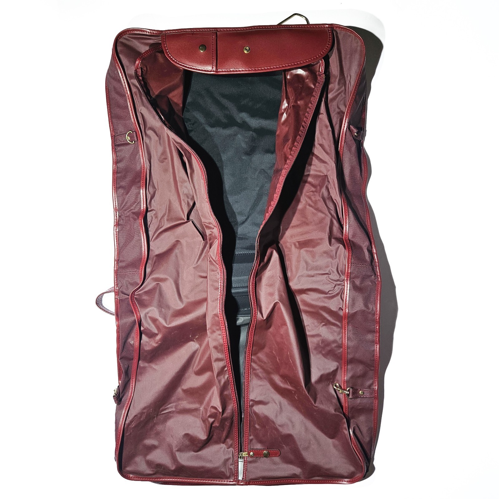 Vintage Amelia Earhart Maroon Red Overnight Travel Luggage Garment Bag Hanger