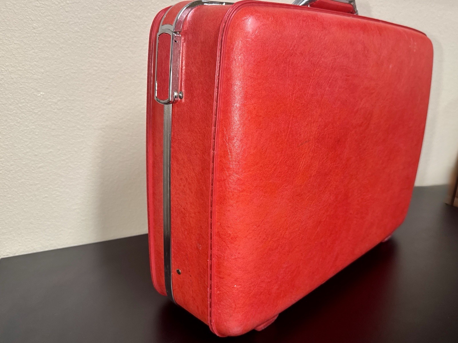 Vintage American Tourister Red Hard Shell Suitcase Retro Luggage w/ Combo Lock