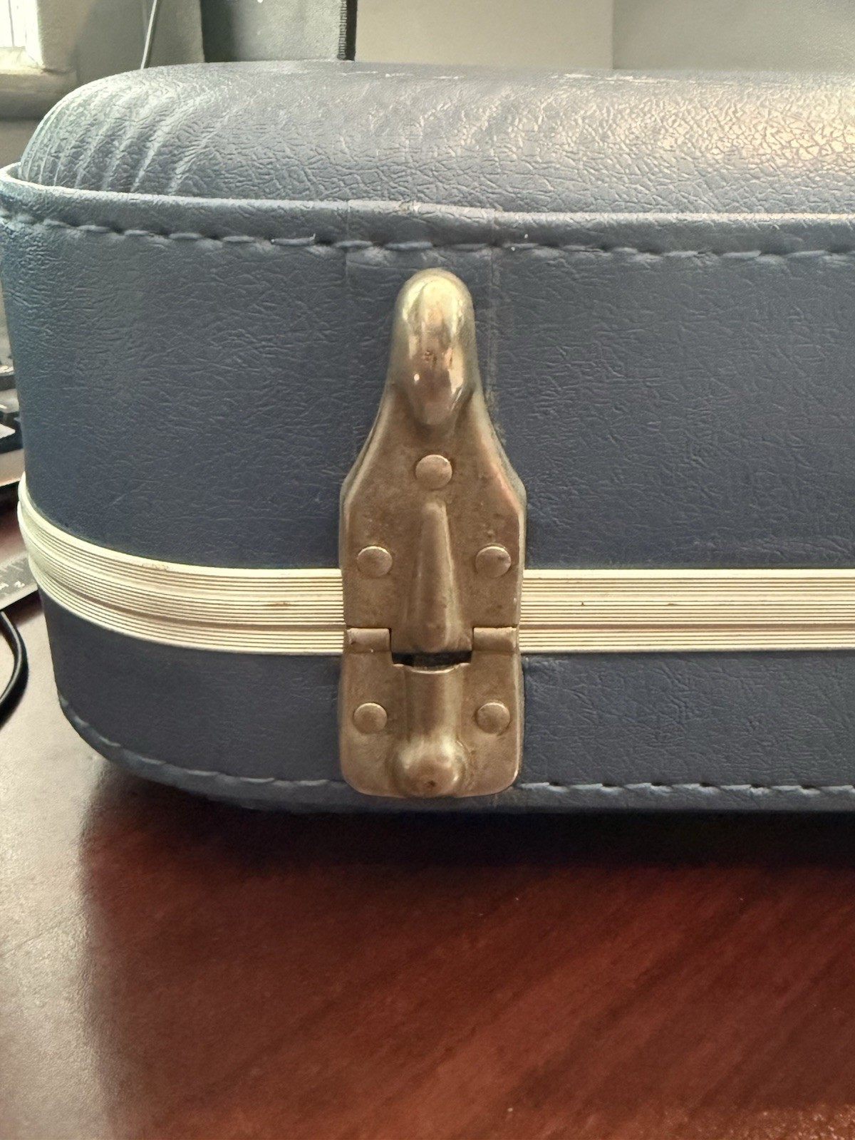 VTG 70’S BLUE MINI 10″X 14.5″ HARD SUITCASE LUGGAGE BAG W DECALS