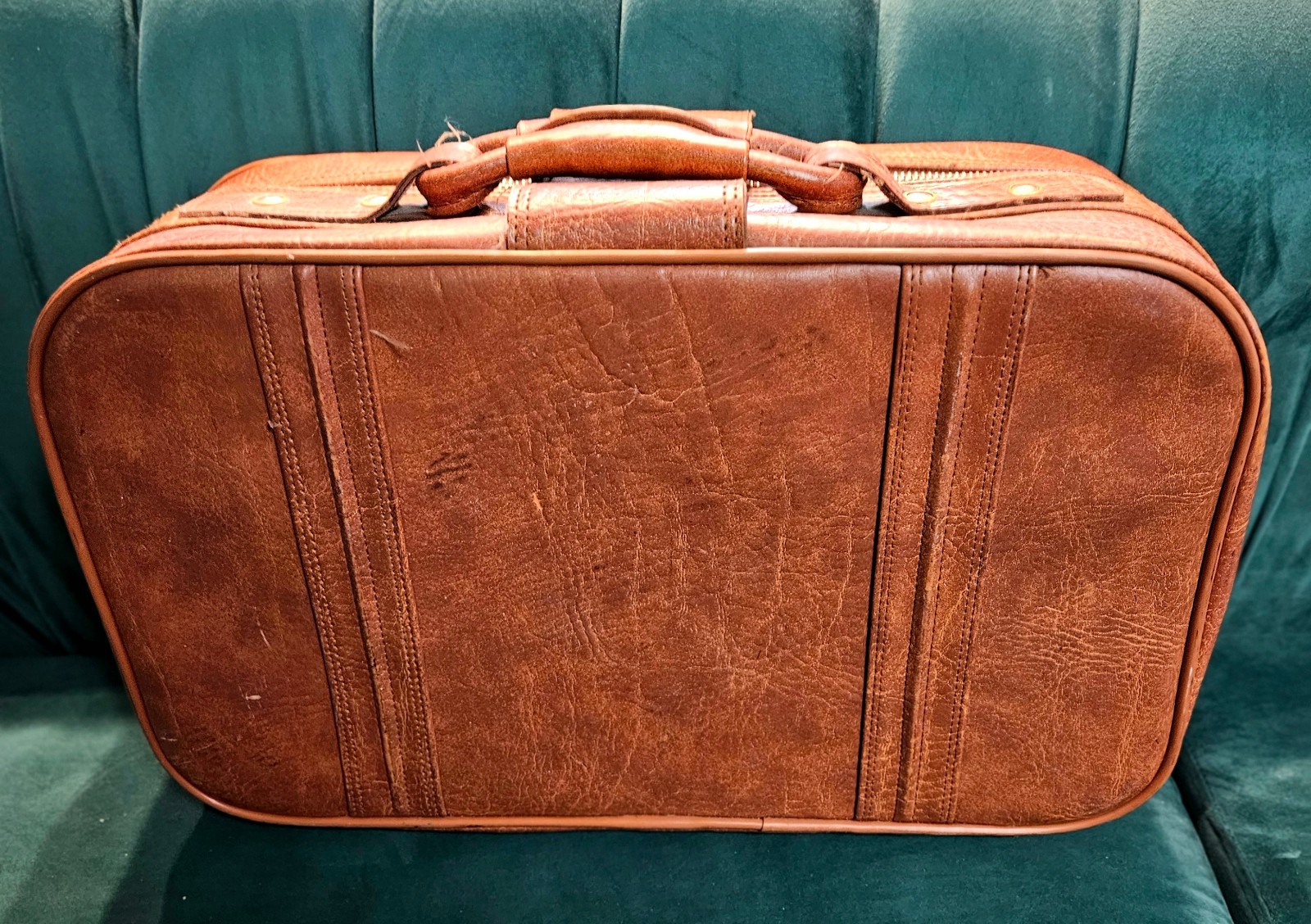 New Vista Soft Faux Leather Luggage , 22″LX14″WX7″H, Vintage Suitcase
