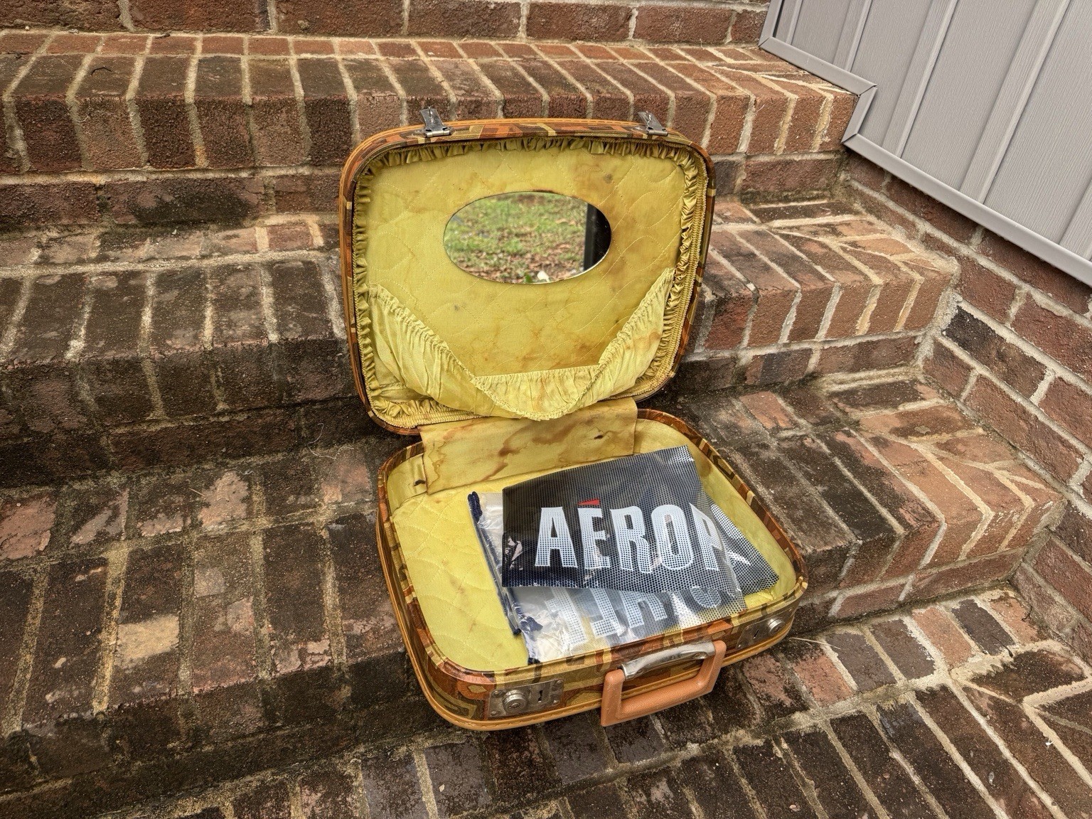 Vintage 1960s Mod Train Case Cosmetic Makeup Suitcase Mid Century Retro