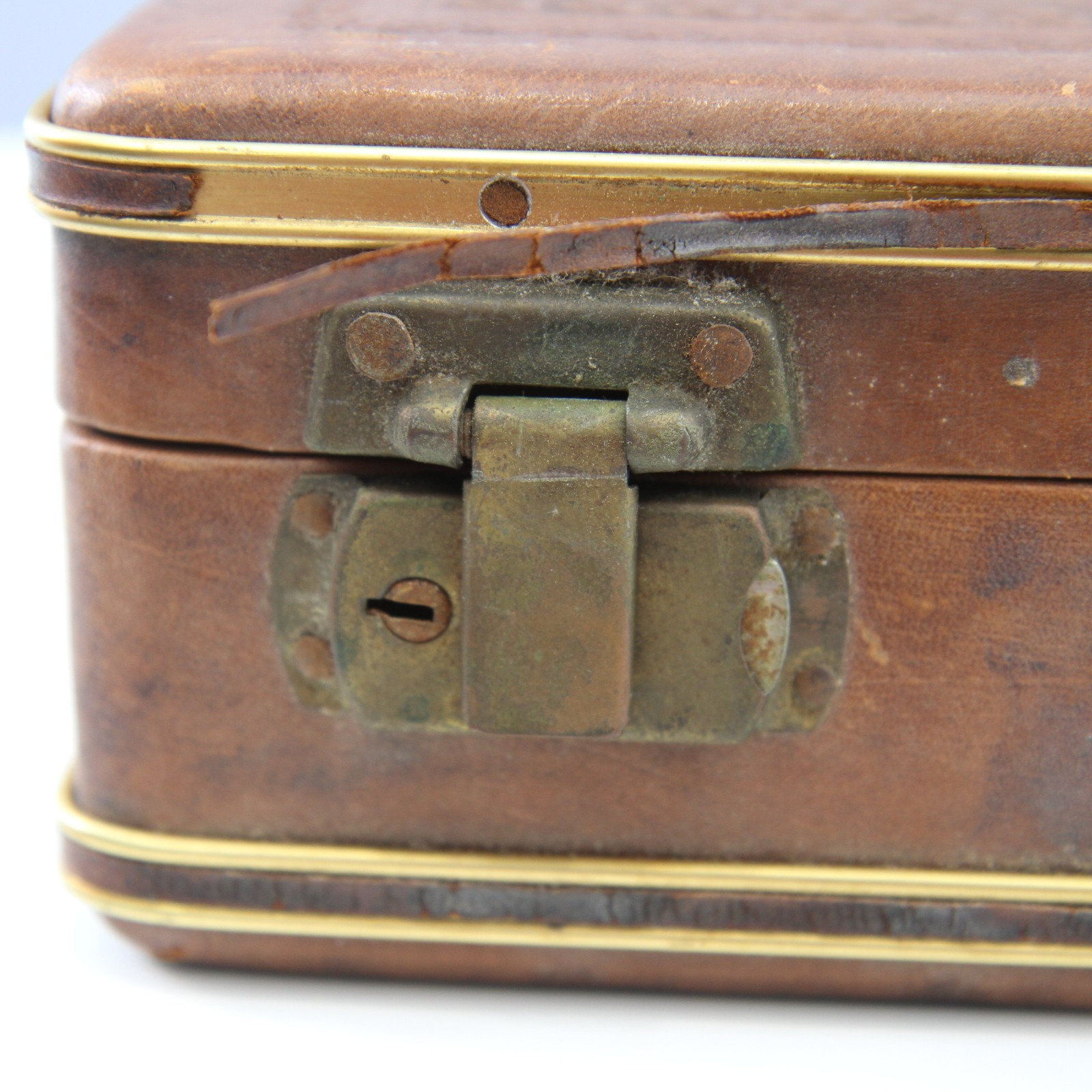 Vintage Flores Bags Embossed Leather Hard Side Briefcase for Refurb