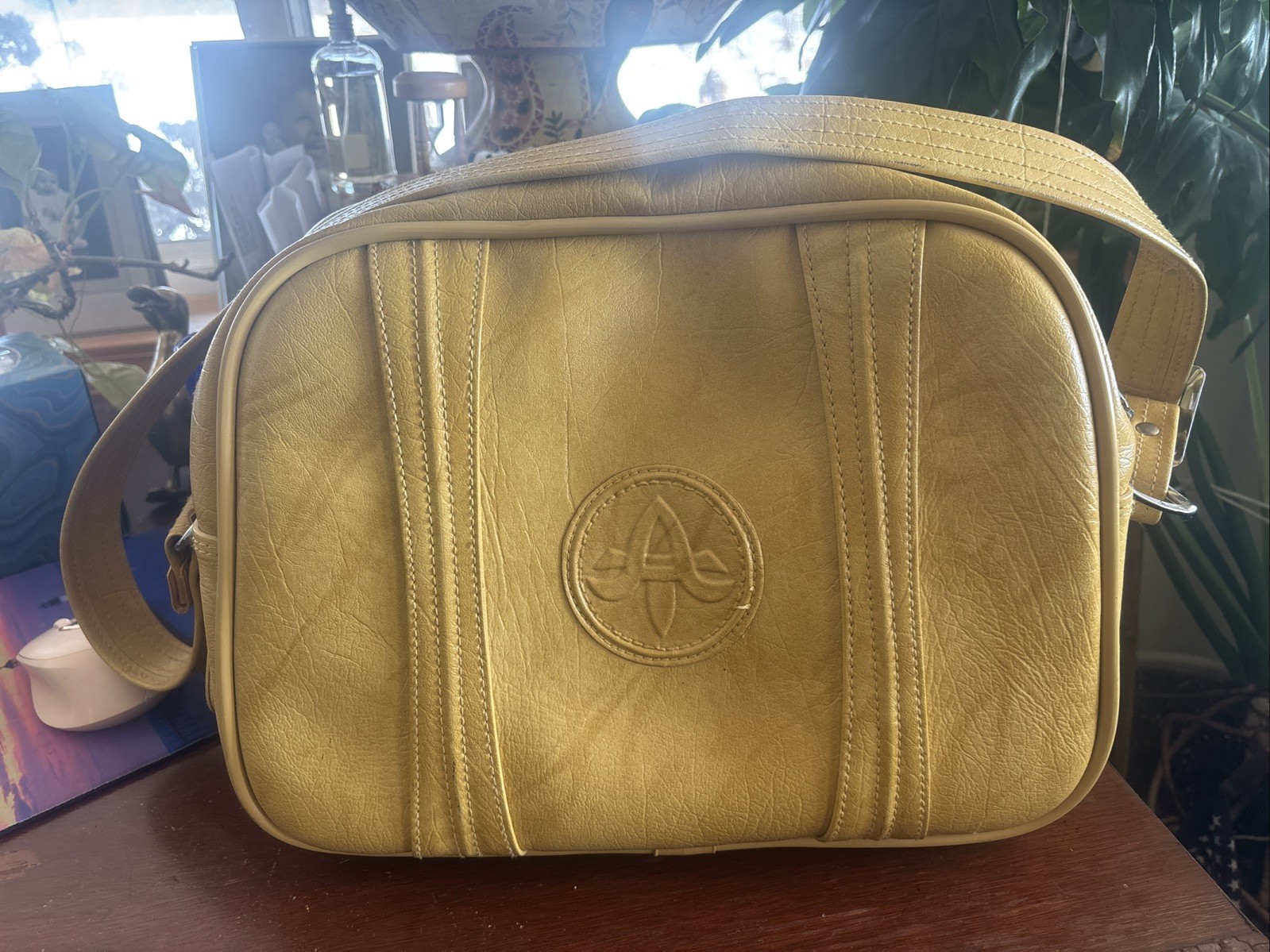 Vintage American Tourister Escort Carry On Tote Overnight Bag Luggage Yellow 14”