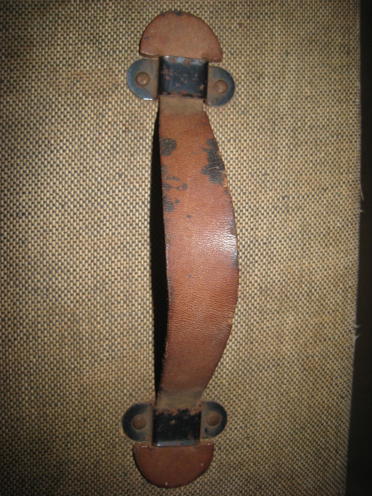 Antique Beige Covered Leather Handle Makeup w/mirror Train case 11x6x7 VINTAGE