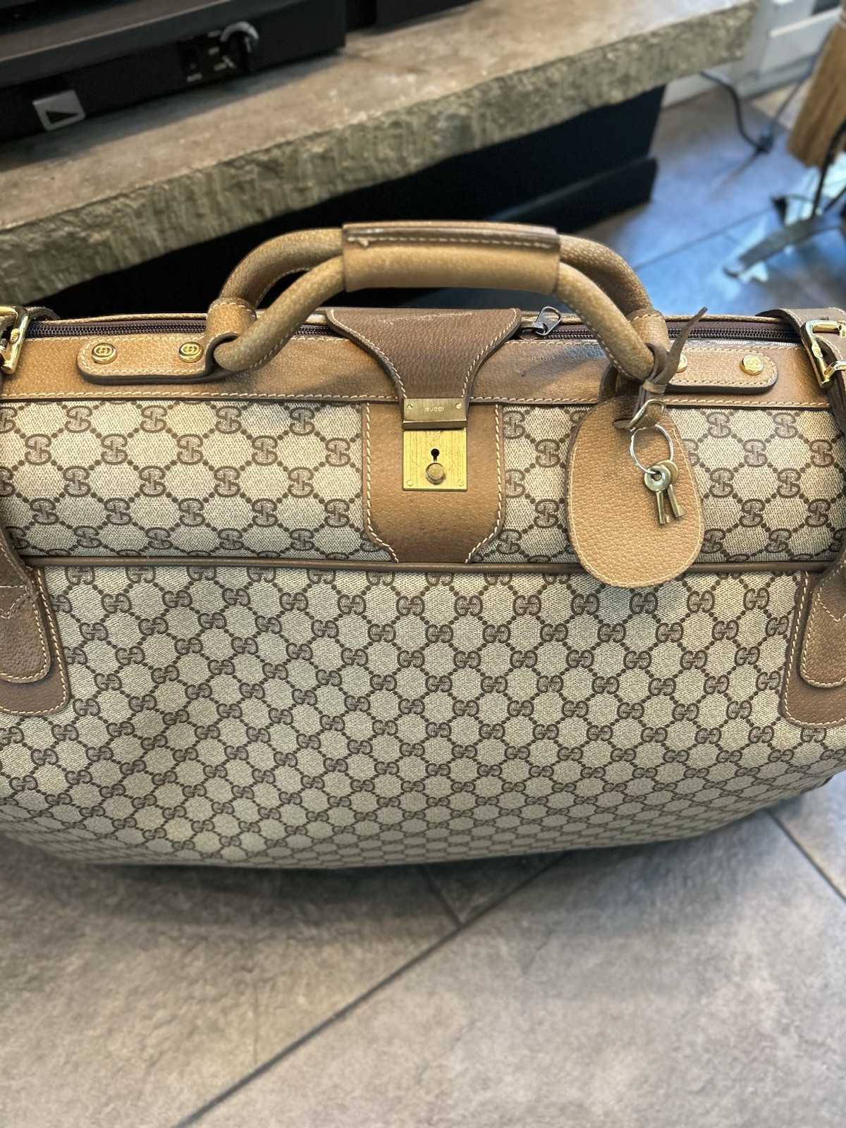 Gucci Vintage GG Supreme Travel Bag Rare Collectible.