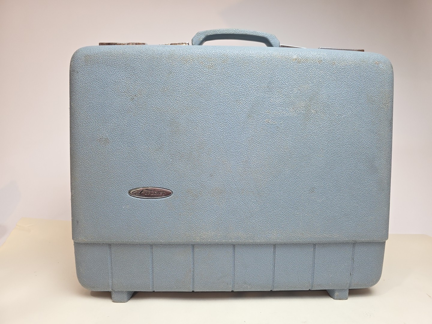 Vintage Sears Forecast Hard 18″ Overnight Case Luggage Suitcase