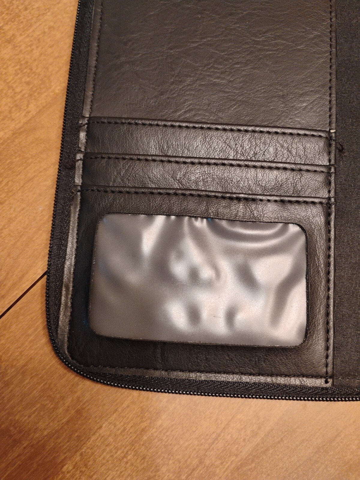 Vintage Delta Vacations Travel Case Black Leather Zipper Close Unique USA Nice