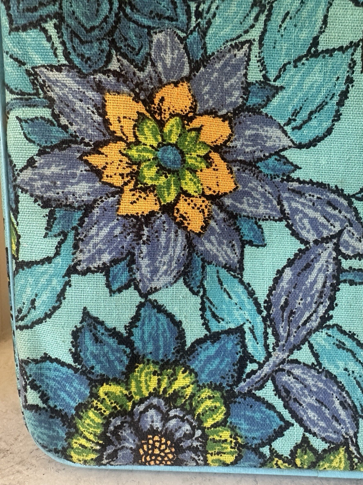 Vintage Suitcase Blue Floral Flowers Bantam Retro Travel 1960’s 70’s Carry On