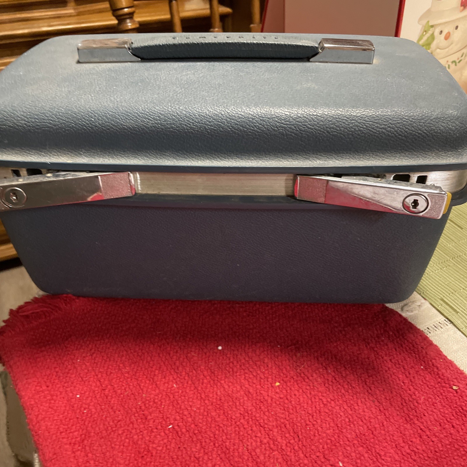 Samsonite Vintage Blue Make Up Hard Case With Tray Travel Case – Sewing Box