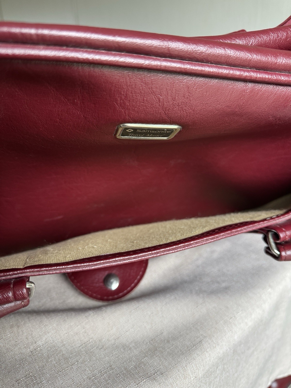 Vintage Samsonite Sears Travel Master Travel Luggage Shoulder Bag Burgundy