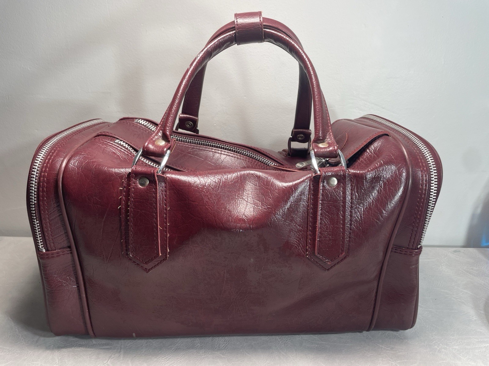 Vintage American Tourister Burgundy Carry On Travel Bag Weekender Duffel