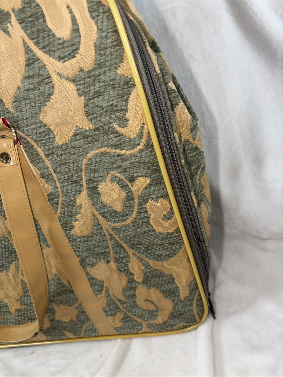 Vintage Jordache Floral Tapestry Travel Suitcase 80s Floral Soft Grandmacore GVC