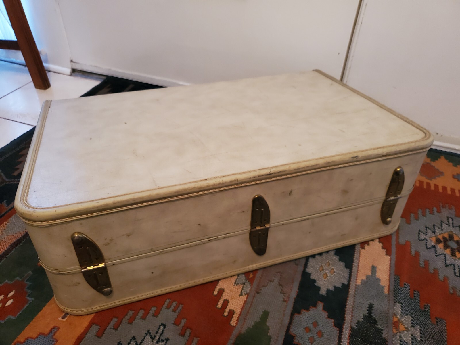 J.C. Higgins Sears Ladies 2 Piece Luggage Set Vintage 1950s White