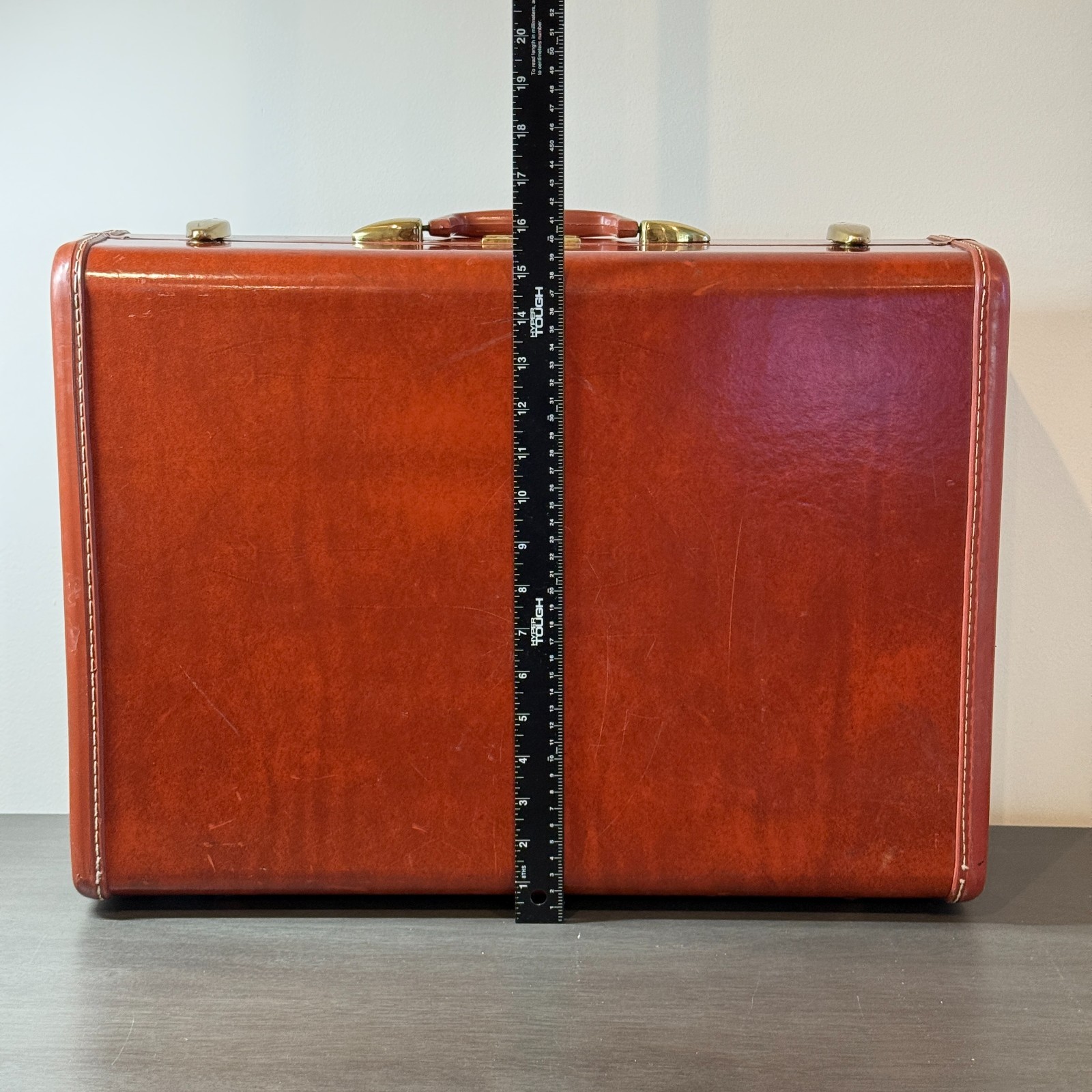 Vintage 1950s Samsonite Streamlite Hard Shell Suitcase Brick Red 21” No Key