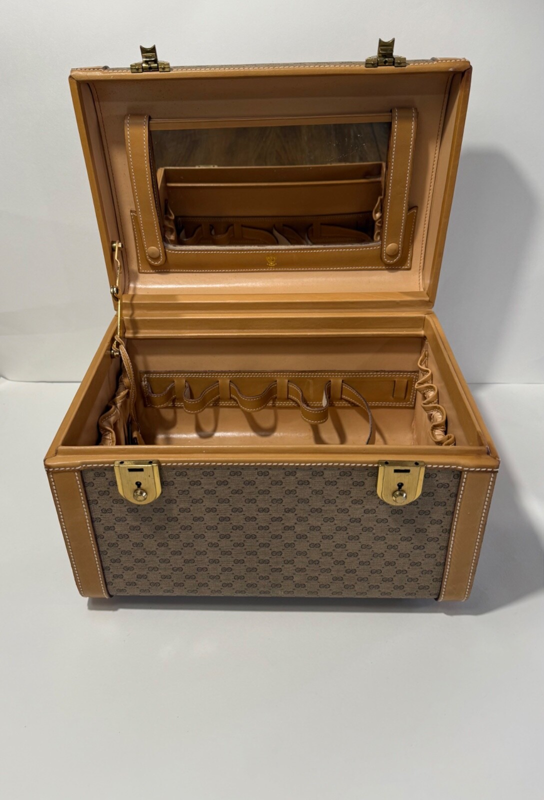Vintage Gucci Leather Train Travel Case W/Handle -Everything Original Included