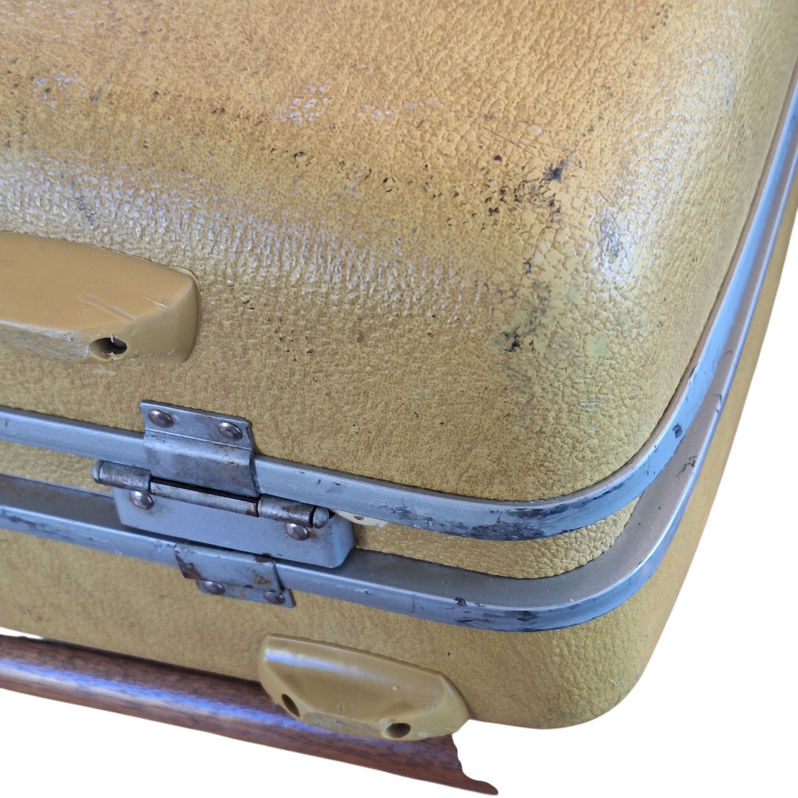 Samsonite Royal Traveller Medalist Luggage Hard Shell Suitcase Mustard Yellow