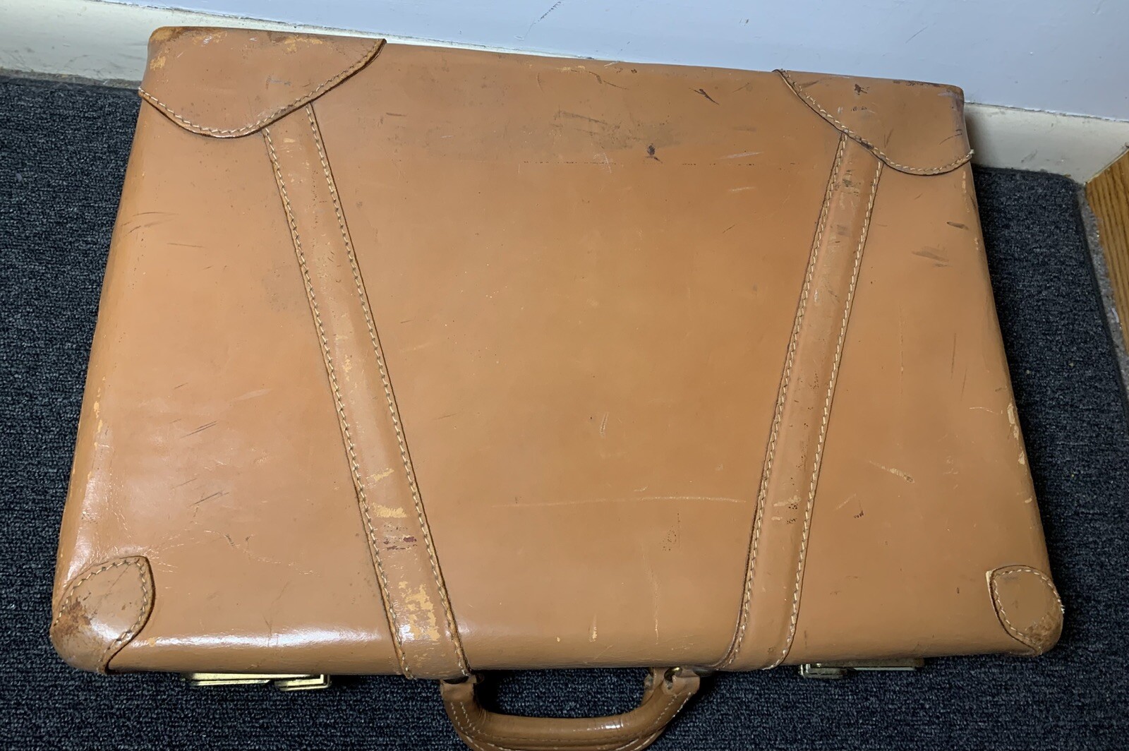 Vintage 50s GS Stylite Philadelphia PA Deluxe Suitcase Light Brown Leather Case