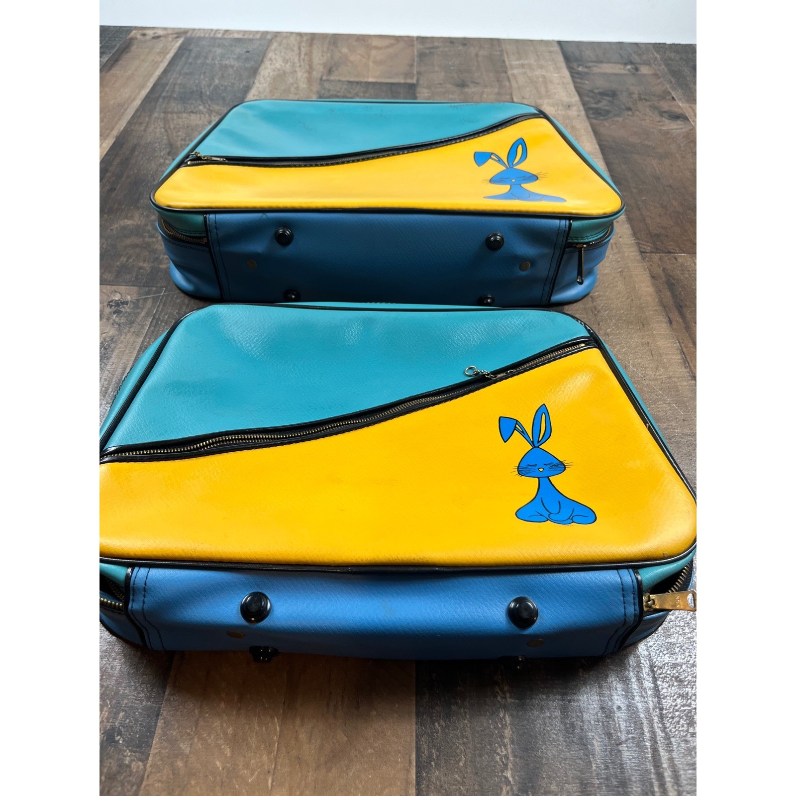 Vintage 70s Blue Yellow Bunny Nesting Suitcase Set Retro Mod Travel Bags 2pc
